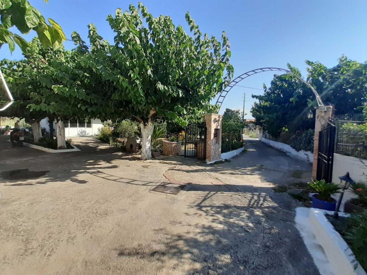 Glyfada'S Family Apartment Glyfada  Экстерьер фото